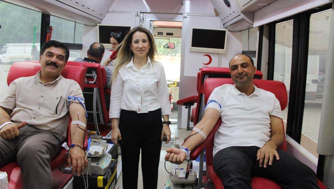 İlçemizde Kan Bağışı Kampanyası Gerçekleştirildi