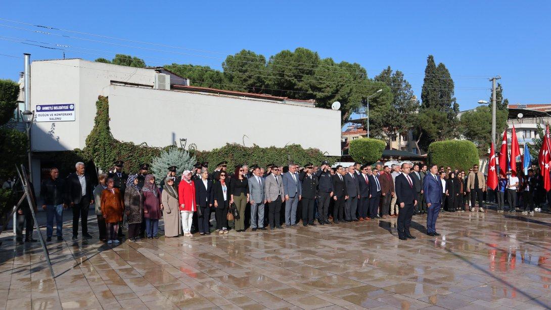 İlçemizde 29 Ekim Cumhuriyet Bayramı Çelenk Sunma Töreni Gerçekleştirildi